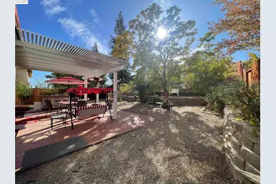 1928 Badger Pass Way, Antioch, CA 94531 - Photo 40
