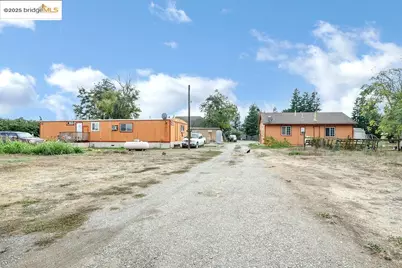 8190 French Camp Dr, Manteca, CA 95336 - Photo 20