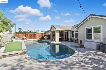 605 Mystic Ct, Discovery Bay, CA 94505 - Photo 8