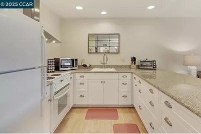 2148 Golden Rain Rd #1, Walnut Creek, CA 94595 - Photo 18