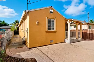 10507 Russet St, Oakland, CA 94603 - Photo 36