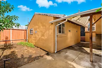 10507 Russet St, Oakland, CA 94603 - Photo 50