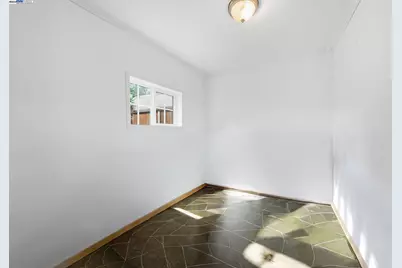 10507 Russet St, Oakland, CA 94603 - Photo 44