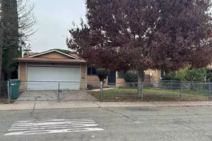 3338 Zamora Way, Stockton, CA 95206 - Photo 6