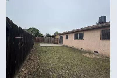 3338 Zamora Way, Stockton, CA 95206 - Photo 32
