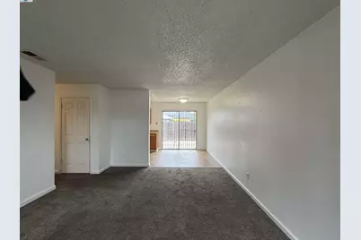 3338 Zamora Way, Stockton, CA 95206 - Photo 10