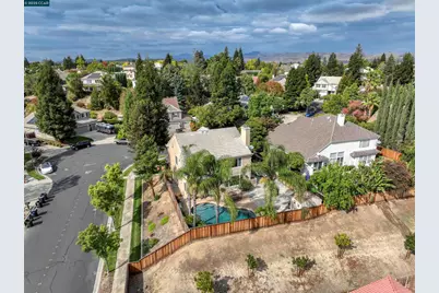 713 Tennyson Dr, Livermore, CA 94551 - Photo 16