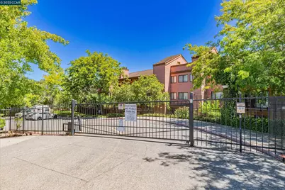 25676 University Ct #323, Hayward, CA 94542 - Photo 42