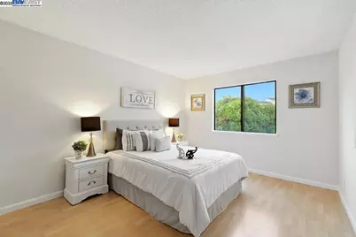 109 Oak Ct, Hercules, CA 94547 - Photo 34