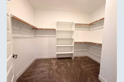 10349 Baldy Dr, Stockton, CA 95219 - Photo 28