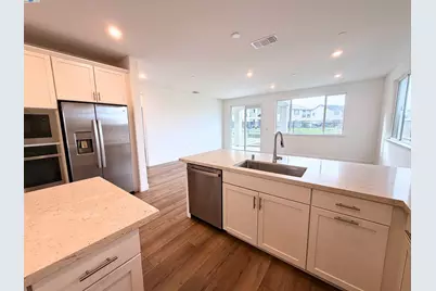 10349 Baldy Dr, Stockton, CA 95219 - Photo 24