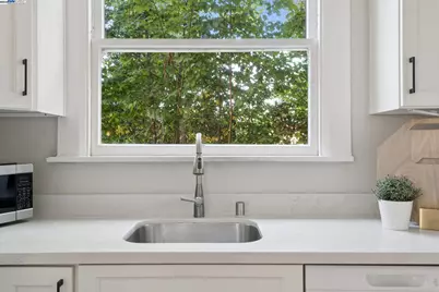 1501-7 First Ave., Oakland, CA 94606 - Photo 20