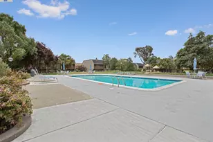 1131 Via Alamosa, Alameda, CA 94502 - Photo 56