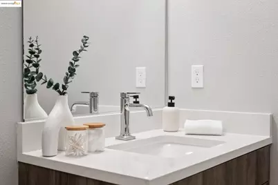 2400 Adeline St #403, Oakland, CA 94607 - Photo 18