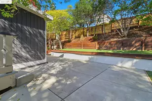 2 Hillcrest Ct, San Anselmo, CA 94960 - Photo 4