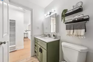 5242 Miles Ave, Oakland, CA 94618 - Photo 16