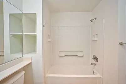 280 Caldecott Ln #221, Oakland, CA 94618 - Photo 18