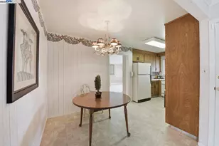 15596 Tilden St, San Leandro, CA 94579 - Photo 10
