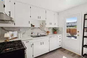 108 Cypress St, Alameda, CA 94501 - Photo 12