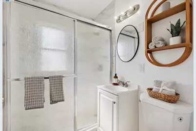 108 Cypress St #D, Alameda, CA 94501 - Photo 20