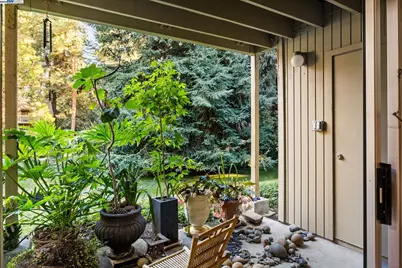 505 Cypress Point Drive #137, Mountain View, CA 94043 - Photo 10