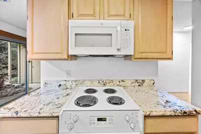 505 Cypress Point Drive #137, Mountain View, CA 94043 - Photo 20