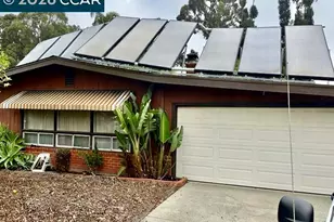 362 Summit Ct, Pinole, CA 94564 - Photo 2