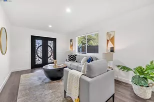 2834 White Acres Dr, San Jose, CA 95148 - Photo 8