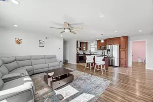 19695 Bernal St, Castro Valley, CA 94546 - Photo 10