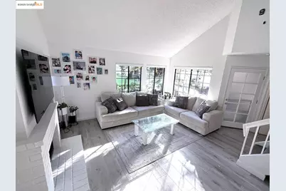 2561 Yerba Bank Ct #0, San Jose, CA 95121 - Photo 2