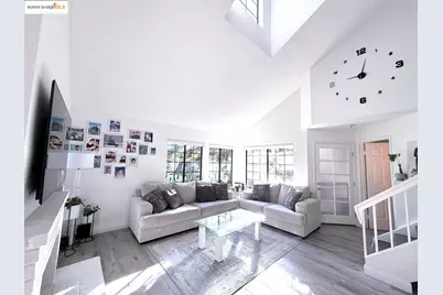 2561 Yerba Bank Ct #0, San Jose, CA 95121 - Photo 4