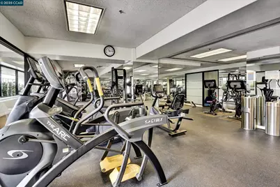 6363 Christie Ave #1803, Emeryville, CA 94608 - Photo 30