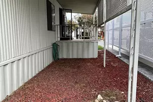 134 Banyon Dr, Pittsburg, CA 94565 - Photo 32