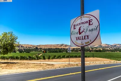 2105 Malbec Cmn, Livermore, CA 94550 - Photo 28