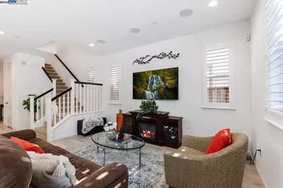 2105 Malbec Cmn, Livermore, CA 94550 - Photo 4