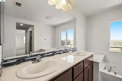 2746 Gracie Pl, Fairfield, CA 94533 - Photo 54