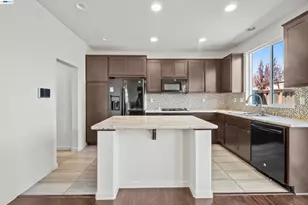 2746 Gracie Pl, Fairfield, CA 94533 - Photo 22