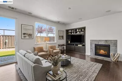 2746 Gracie Pl, Fairfield, CA 94533 - Photo 18