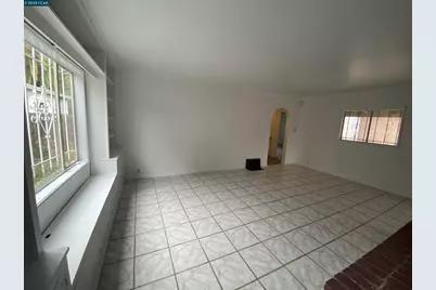 2221 80th Ave, Oakland, CA 94605 - Photo 6