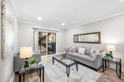 3841 Vineyard Ave. #18 / B, Pleasanton, CA 94566 - Photo 8