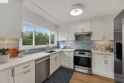 1515 Derby St, Berkeley, CA 94703 - Photo 12