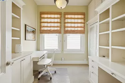 2070 Bush St, San Francisco, CA 94115 - Photo 34
