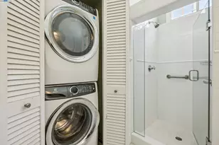 2070 Bush St, San Francisco, CA 94115 - Photo 36