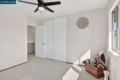 1601 Broadway #9, Alameda, CA 94501 - Photo 24