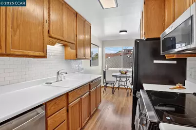 1601 Broadway #9, Alameda, CA 94501 - Photo 10