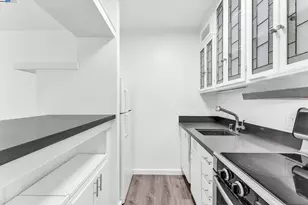 1260 Clay St, San Francisco, CA 94108 - Photo 34