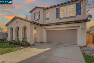 5660 Vista Dr, Richmond, CA 94806 - Photo 1