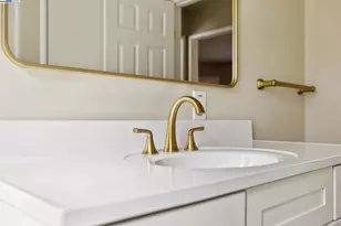 1351 Peach Ct, San Jose, CA 95116 - Photo 40