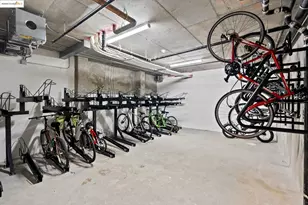 1433 Bush St, San Francisco, CA 94109 - Photo 30