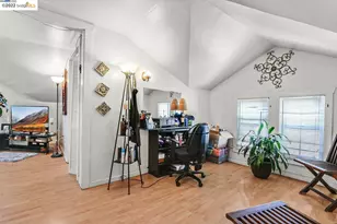 2550 Pleasant St, Oakland, CA 94602 - Photo 16